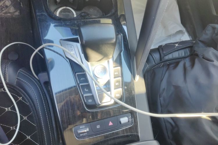 比亚迪 宋Pro新能源 2019款 EV 高功率高续航版旗舰型局部细节18