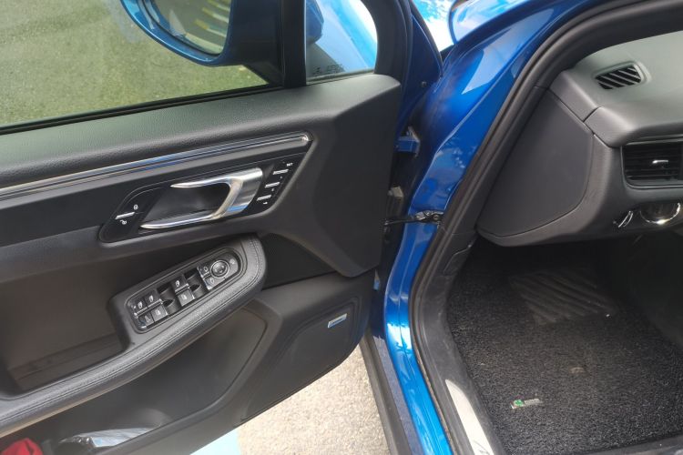 保时捷 2014款 Macan 2.0T中控内饰7003