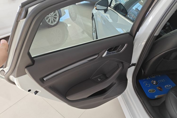 奥迪A3 2019款 Limousine 35 TFSI 时尚型 国V中控内饰49