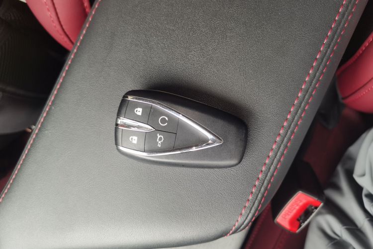 长安 逸动 2021款 PLUS 蓝鲸NE 1.4T GDI DCT尊贵型中控内饰11