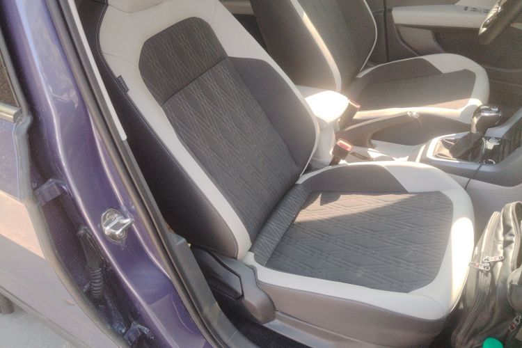 大众 途铠 2020款 1.5L 自动舒适版局部细节41