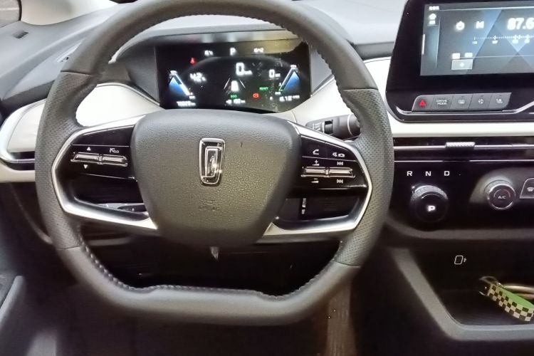 奔腾NAT 2023款 PRO 智享出行版 425km局部细节13