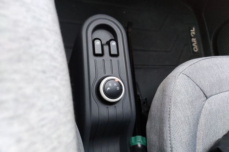 五菱汽车 宏光MINIEV 2021款 马卡龙臻享款 磷酸铁锂中控内饰18