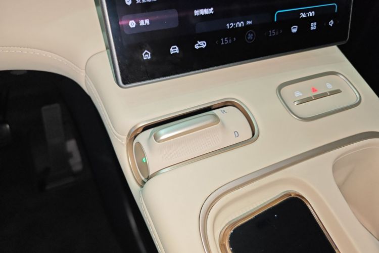 蔚来ES6 2024款 75kWh中控内饰18