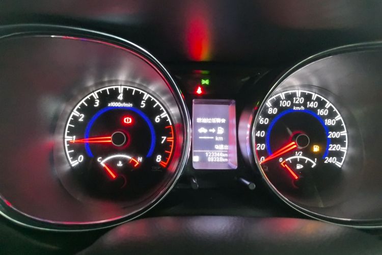 启辰T70 2019款 1.4T 手动睿享版中控内饰14