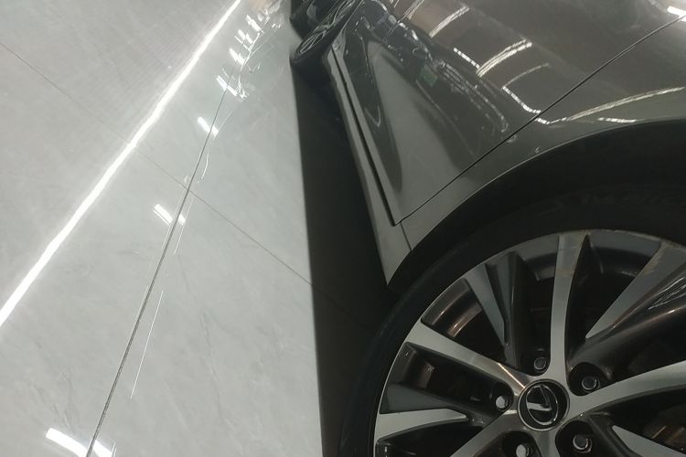 雷克萨斯ES 2020款 300h 卓越版局部细节9001