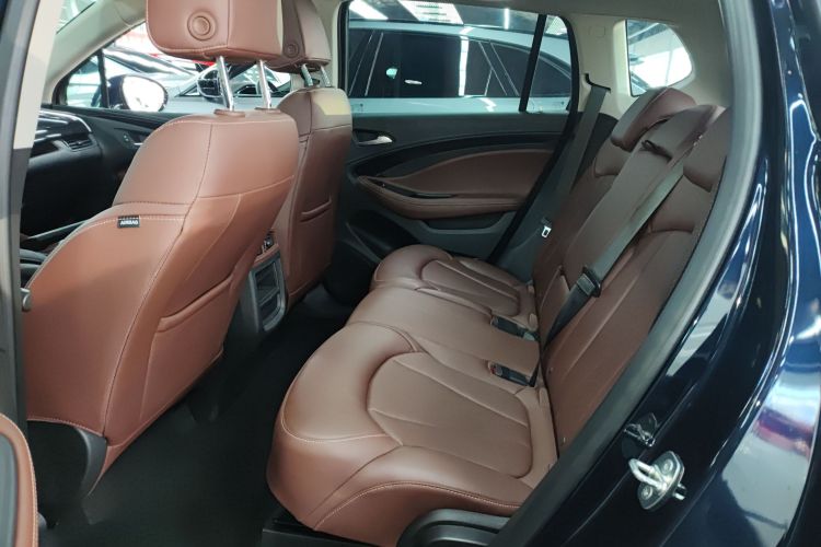 别克 昂科威 2020款 28T 四驱精英型中控内饰7004