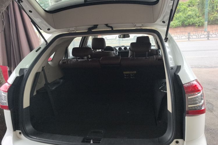 比亚迪S7 2017款 1.5T 手动尊贵型机舱底盘23