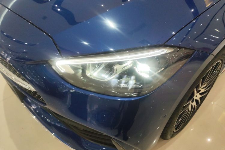 奔驰C级 2022款 改款 C 260 L 运动版局部细节36