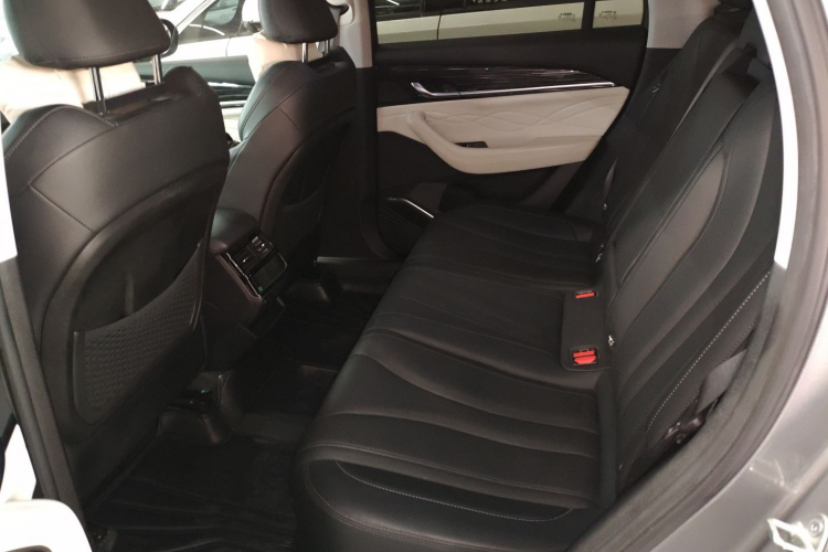 吉利汽车 星越L 2023款 2.0TD 高功自动两驱旗舰型中控内饰7004