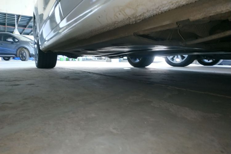 大众 速腾 2017款 1.6L 自动舒适型机舱底盘30