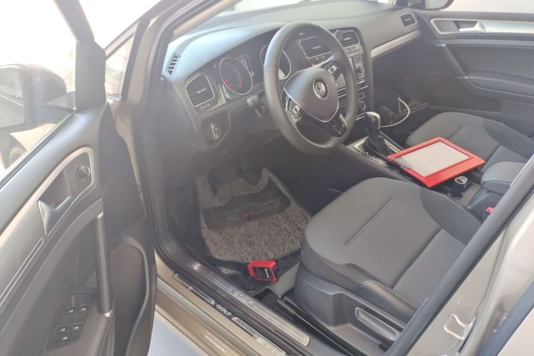 大众 高尔夫 2018款 230TSI 自动舒适型中控内饰7003