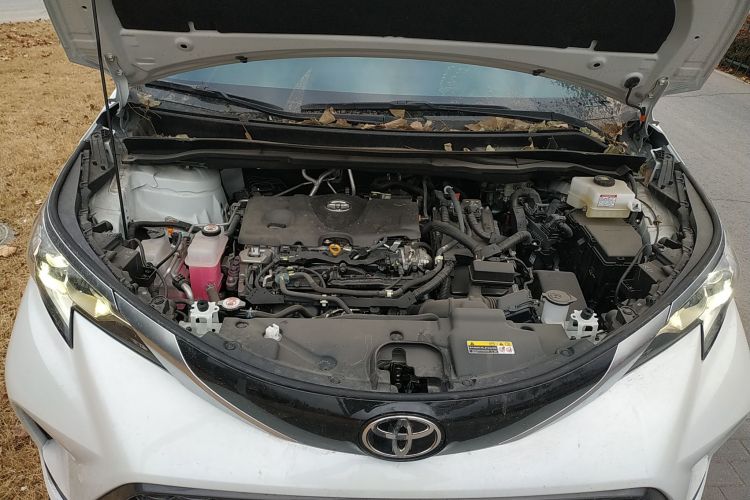 丰田 格瑞维亚 2024款 2.5L混动 豪华版局部细节24