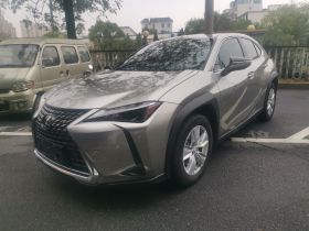 雷克萨斯UX 2022款 260h 探·趣版