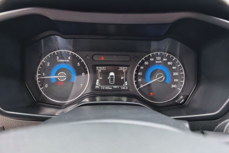 东风风光 风光580 2017款 1.5T 手动豪华型中控内饰14