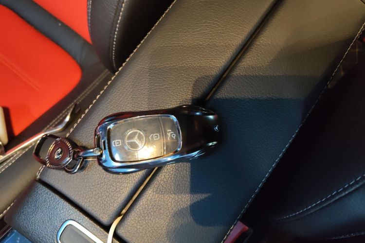 奔驰A级AMG 2024款 AMG A 35 L 4MATIC中控内饰11