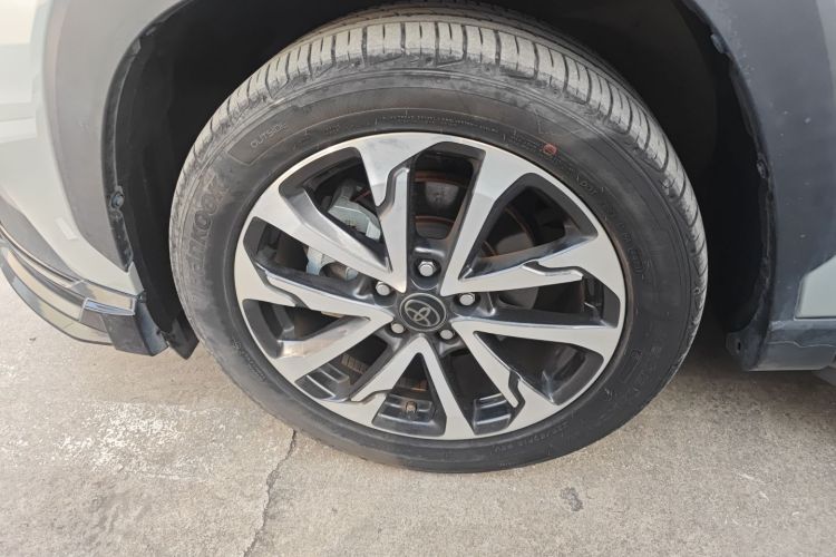 丰田 卡罗拉锐放 2022款 2.0L 旗舰版车身外观6001