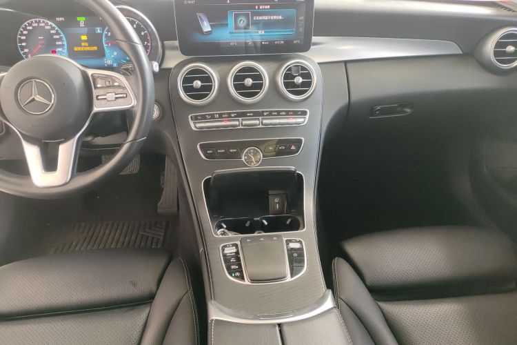 奔驰C级(进口) 2019款 C 260 旅行轿车中控内饰16