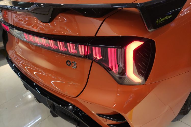 领克03 2025款 2.0TD DCT冠军版Pro车身外观9