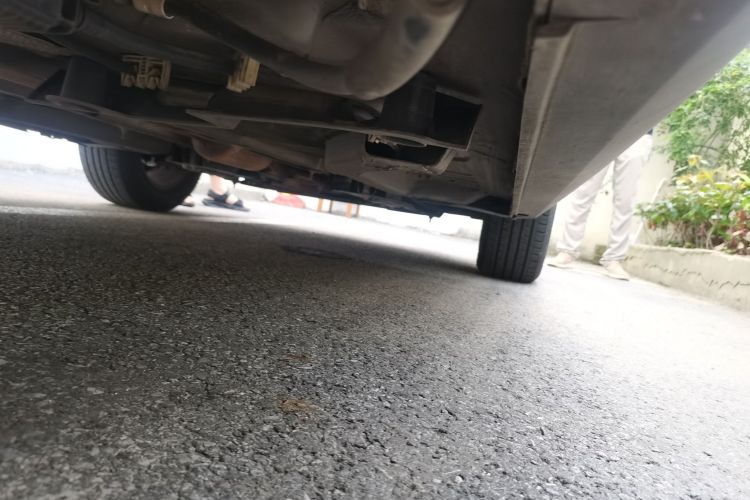 标致2008 2014款 1.6L 自动时尚版局部细节9002