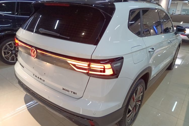 大众 途岳 2023款 300TSI 两驱月尊版车身外观7