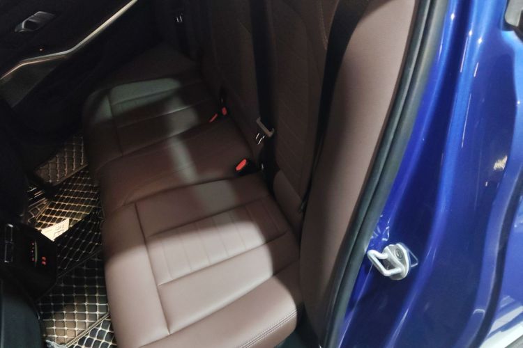 宝马3系 2021款 325Li M运动套装中控内饰21