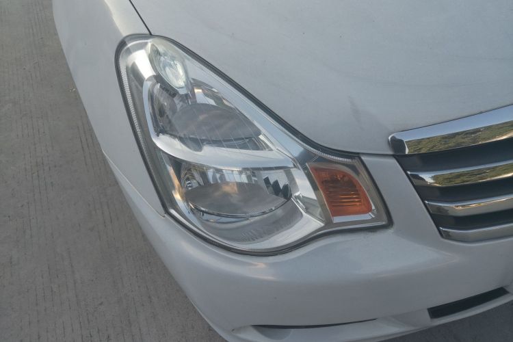 日产 轩逸 2018款 经典 1.6XE+ CVT豪华版车身外观6006