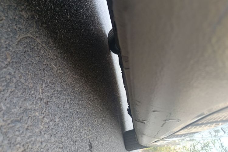 别克 君威 2013款 1.6T 自动精英运动版局部细节9002