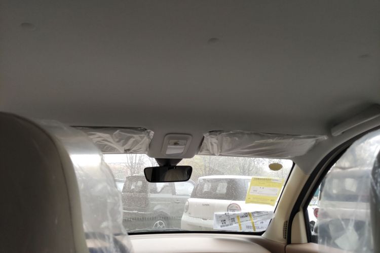 五菱汽车 宏光MINIEV 2025款 四门版 进阶款中控内饰22