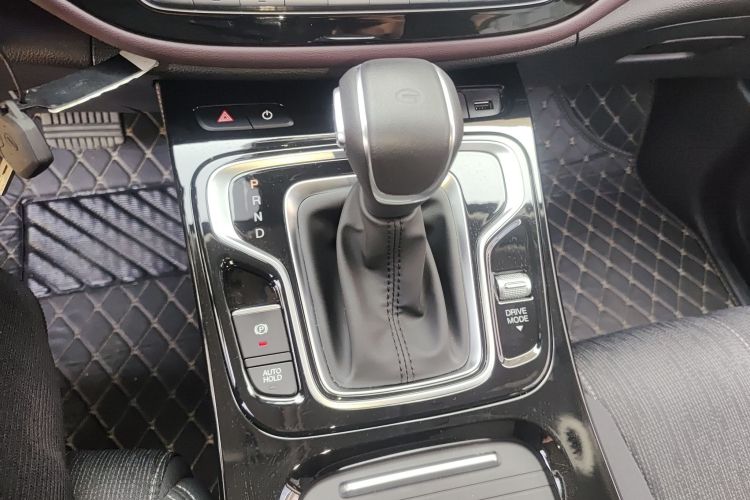 广汽传祺 传祺M6 2023款 PRO 270T DCT精英版中控内饰18