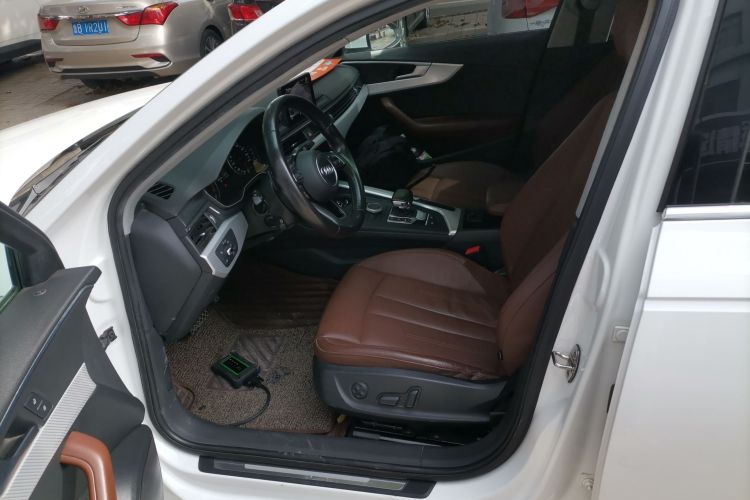 奥迪A4L 2017款 40 TFSI 时尚型局部细节19