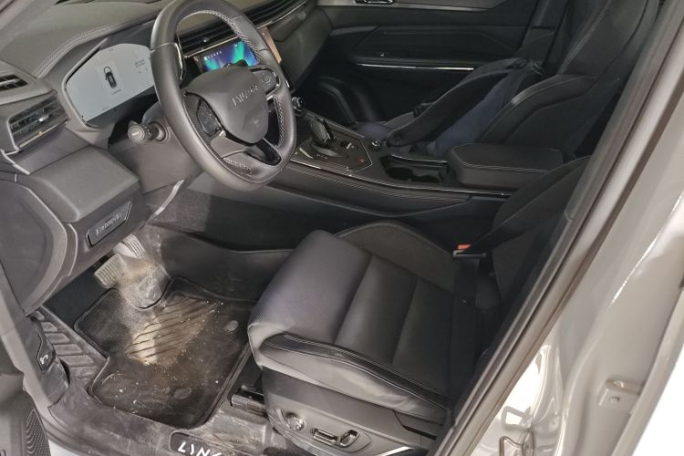 领克01 2023款 1.5TD EM-F PM中控内饰19