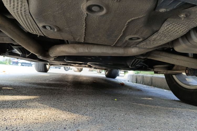 奥迪Q5 2013款 40 TFSI 进取型局部细节9009