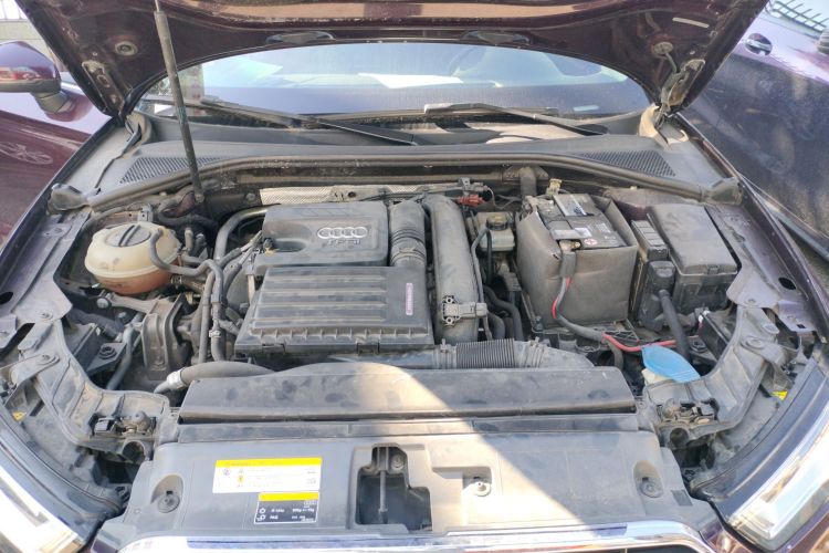 奥迪A3 2014款 Limousine 35 TFSI 自动舒适型机舱底盘24