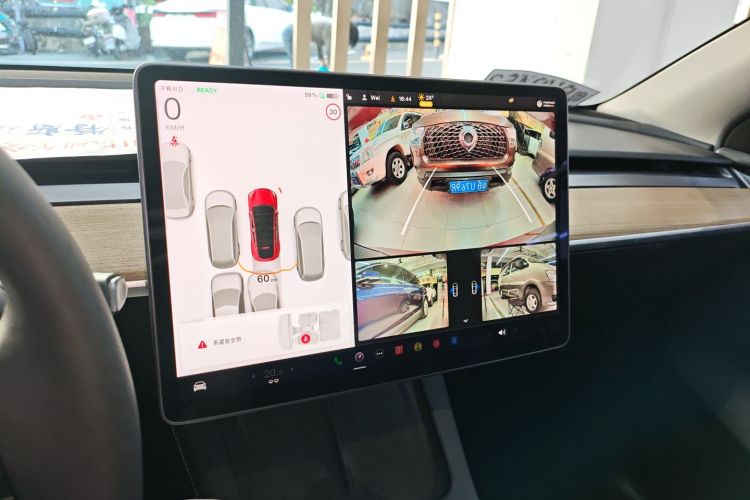 特斯拉 Model Y 2021款 长续航全轮驱动版 3D7局部细节16