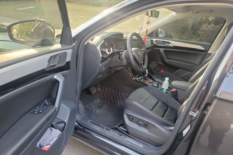 大众 探岳 2019款 330TSI 四驱豪华型 国V中控内饰20