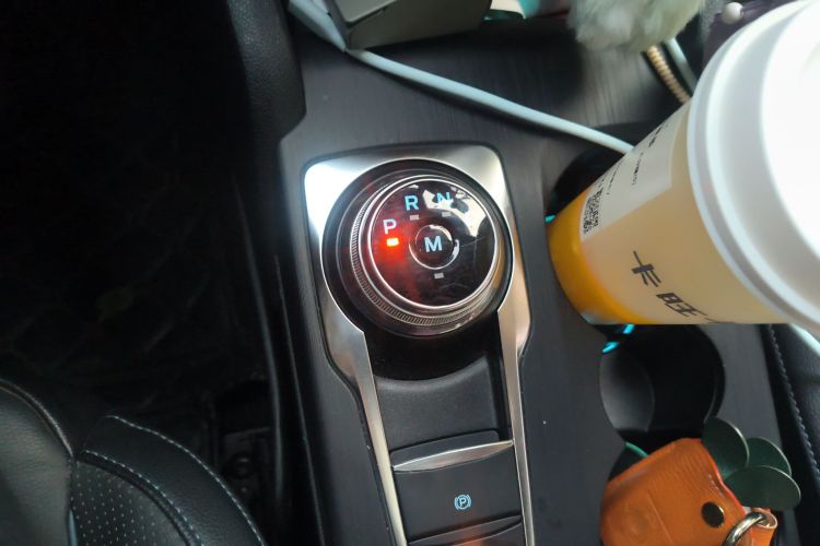 福特 福克斯Active 2020款 EcoBoost 180 自动劲耀型中控内饰18