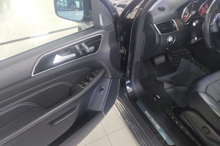 北京越野 北京BJ90 2020款 3.0T 领航版中控内饰7003