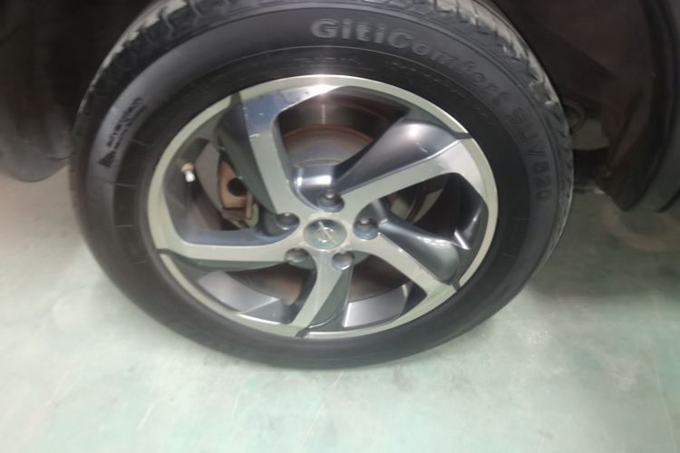 海马S5 2015款 1.5T CVT旗舰型车身外观6006