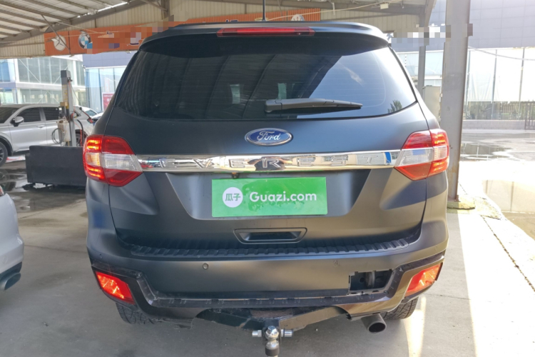 福特 撼路者 2017款 2.0T 汽油自动四驱豪华版 5座车身外观6