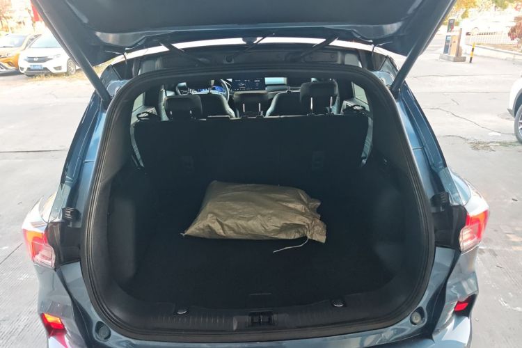 福特 锐际 2020款 EcoBoost 245 四驱纵享款ST-LINE机舱底盘23