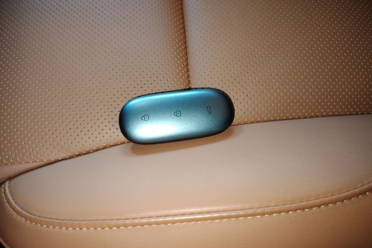 理想汽车 理想L6 2024款 Pro中控内饰11