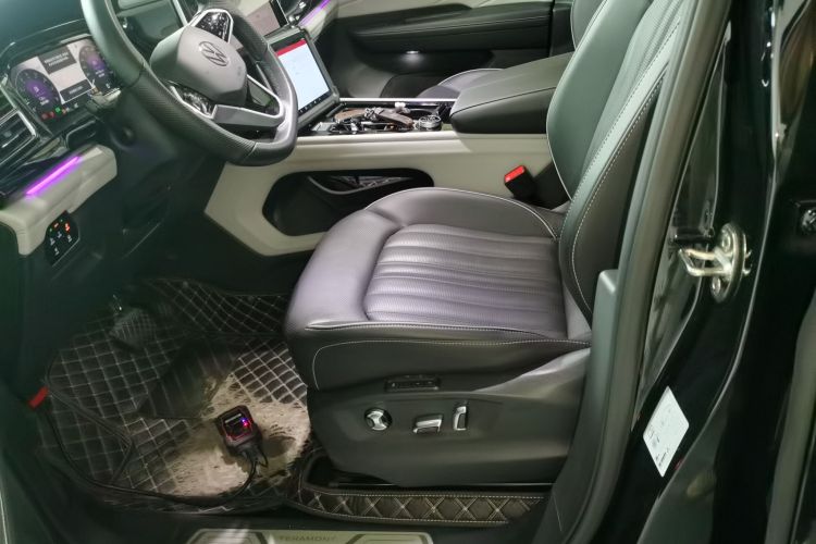 大众 途昂 2023款 380TSI 四驱尊享豪华版中控内饰19