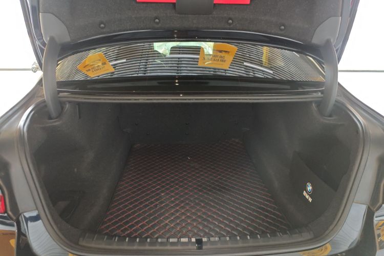 宝马5系 2022款 改款 525Li M运动套装局部细节23