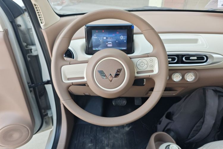 五菱汽车 宏光MINIEV 2025款 四门版 进阶款中控内饰13