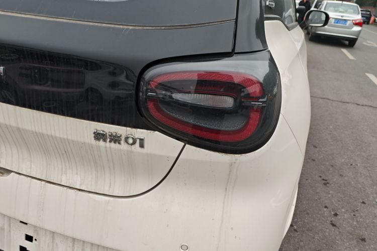 东风纳米 纳米01 2024款 焕新版 330 Air车身外观9