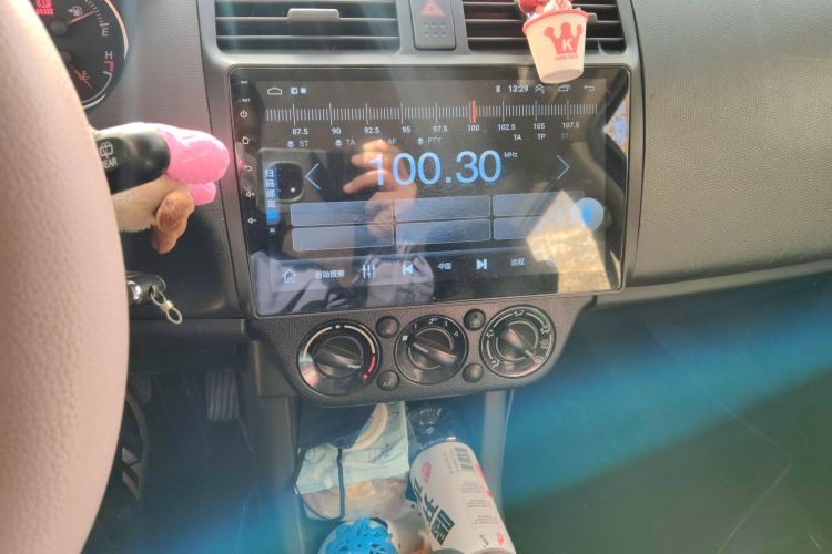 铃木 雨燕 2013款 1.5L 自动20周年限量版中控内饰16