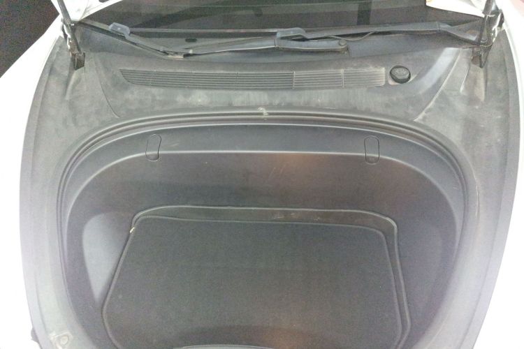 特斯拉 Model 3(进口) 2019款 长续航后驱版机舱底盘24