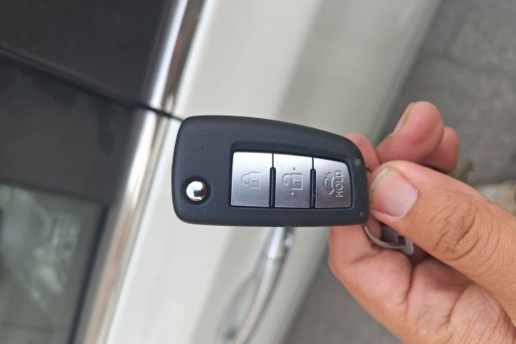 日产 轩逸 2024款 改款二 经典 1.6XL CVT豪华版中控内饰7001