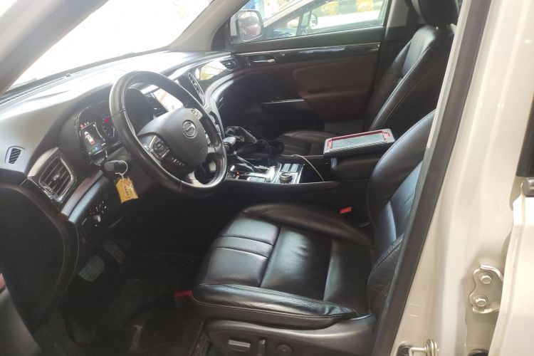 广汽传祺 传祺GS8 2017款 320T 四驱豪华智联版（七座）局部细节19